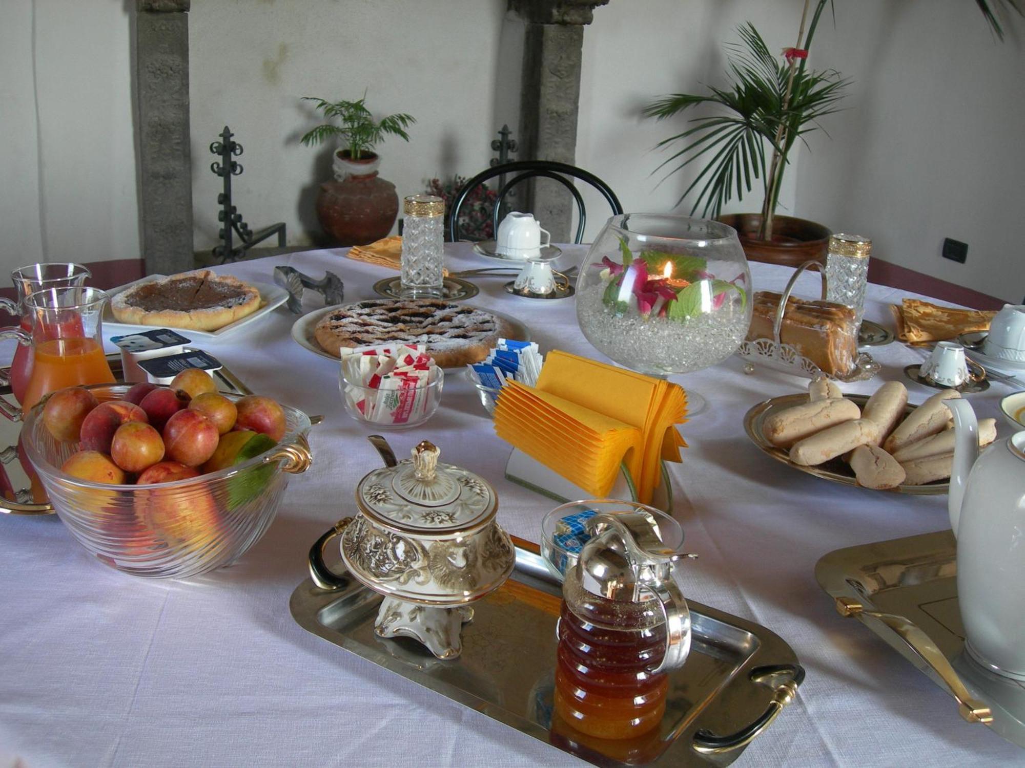 Bed and Breakfast Palazzo Orsini Бомарцо Экстерьер фото